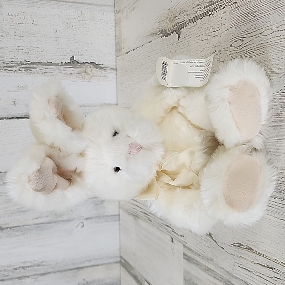 Russ Berrie | Toys | Russ Berrie Roaker Cream Plush Bunny Rabbit ...
